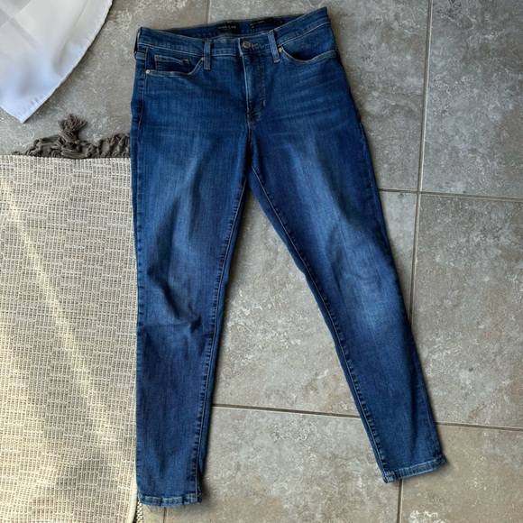 Banana Republic Mid-Rise Skinny Jean Size 29 - Picture 6 of 6